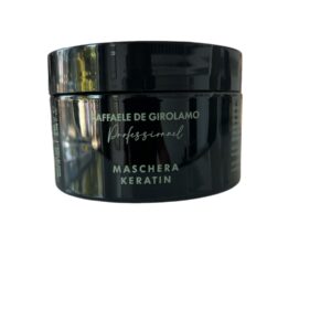 Trattamento condizionante idratante arricchita di una combinazione di preziosi elementi naturali (olio di monoi e tiarè) e cheratina biomimedica un attivo condizionante altamente sostanziale che fornisce una riparazione mirata alle aree più danneggiate della superficie dei capelli. indicato per tutti i capelli.